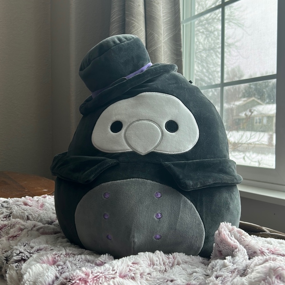 Aldrin is a real squish mellow. This is a cool and pretty Halloween plushy
